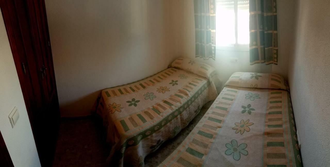 Apartamento Villamartin, Tranquilo Y Con Parking Conil De La Frontera Eksteriør bilde